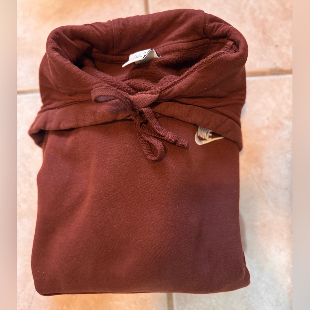 Men’s Nike hoodie